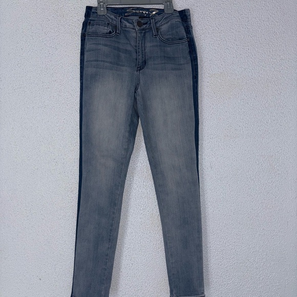7 For All Mankind Women's Gray Skinny Jeans - Picture 1 of 2